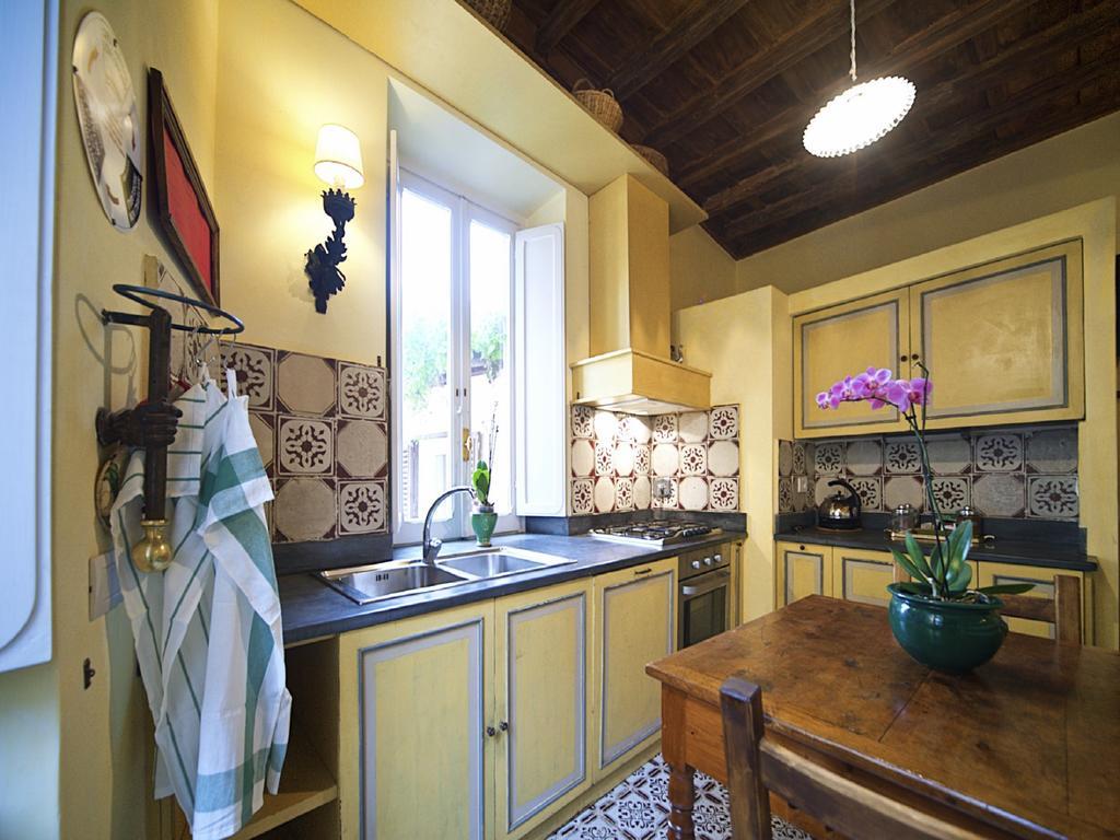 Charming Trastevere Apartment Rome Extérieur photo