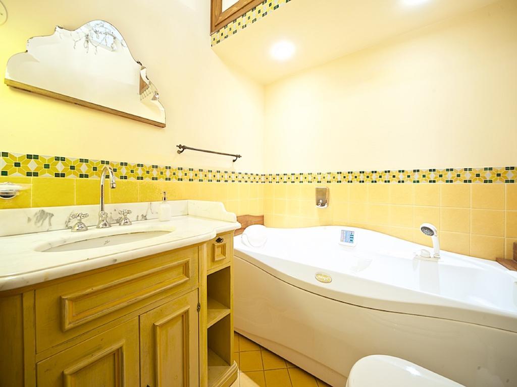 Charming Trastevere Apartment Rome Extérieur photo